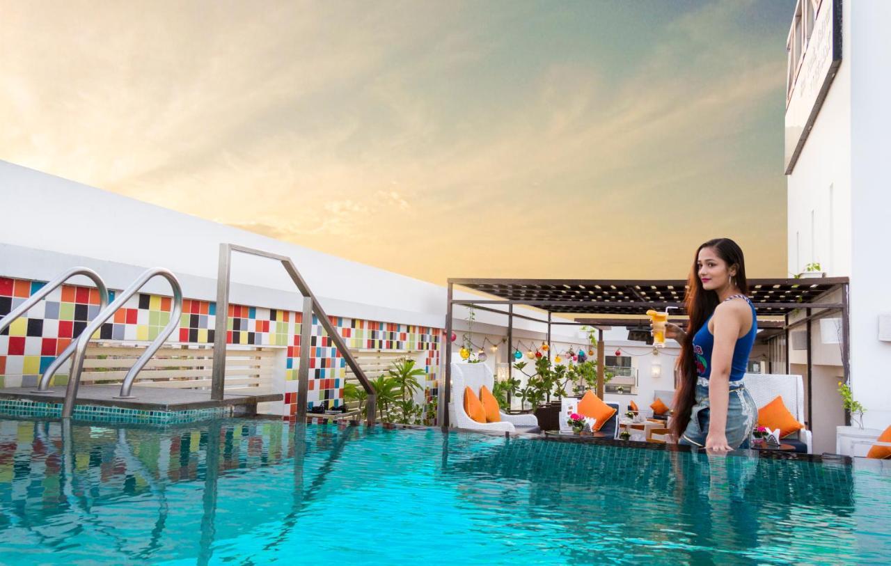 Zone By The Park , Bani Park Jaipur Hotel Bagian luar foto