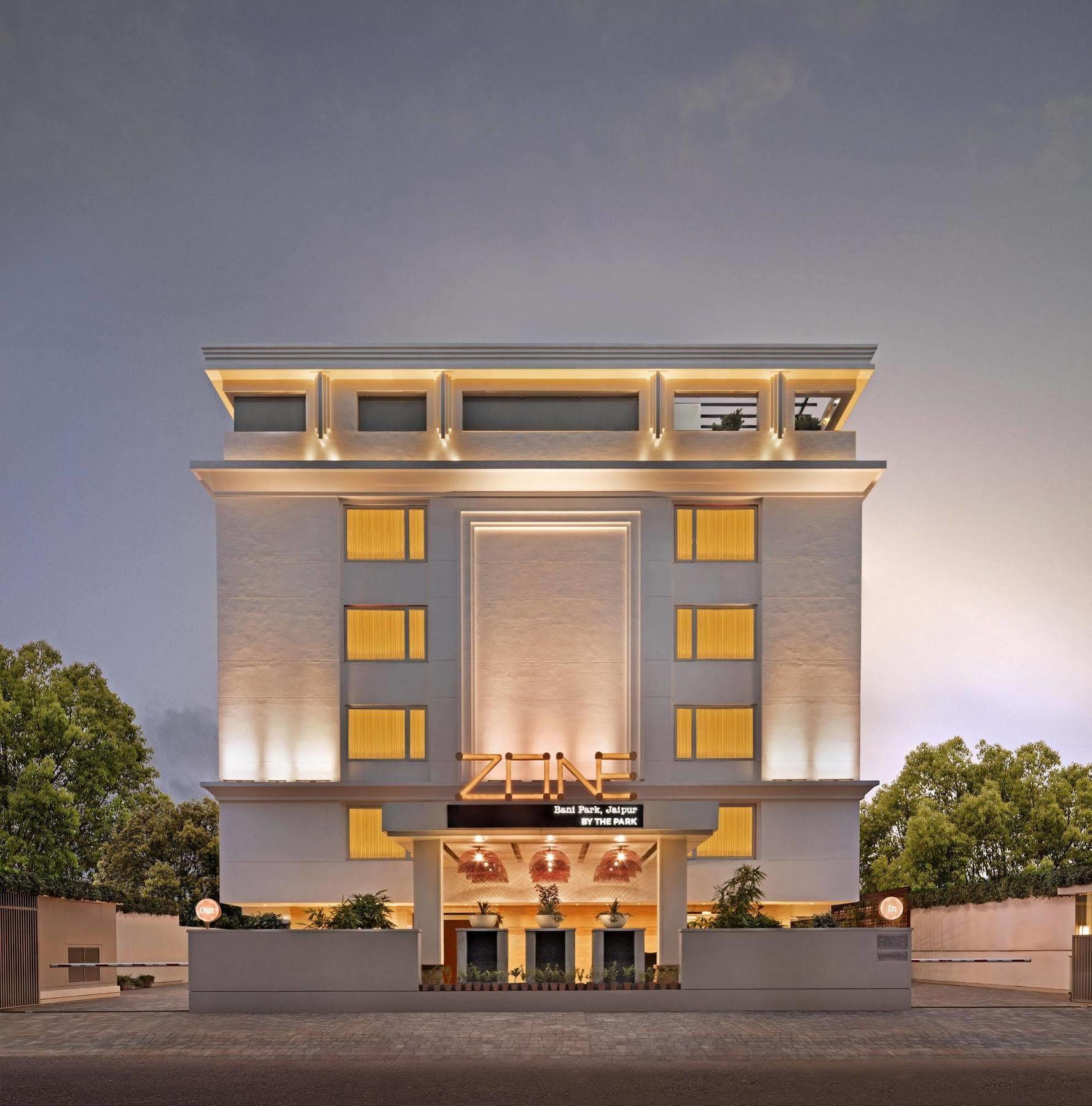 Zone By The Park , Bani Park Jaipur Hotel Bagian luar foto